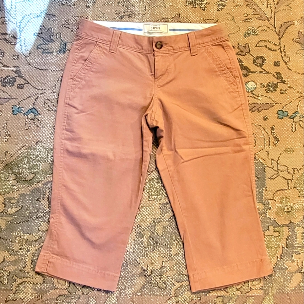 Old Navy Perfect Capris!